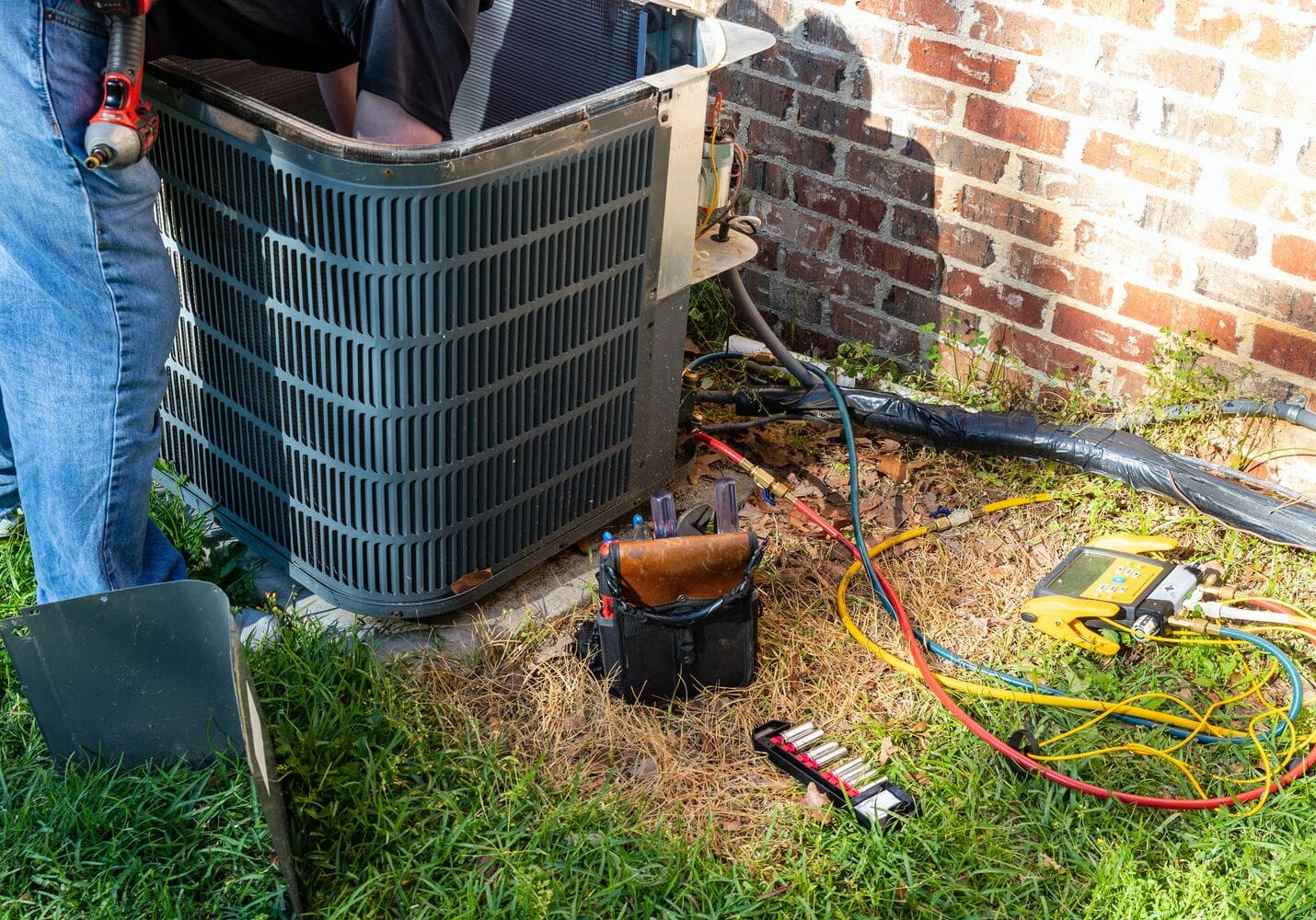 outdoor residential ac unit maintenance